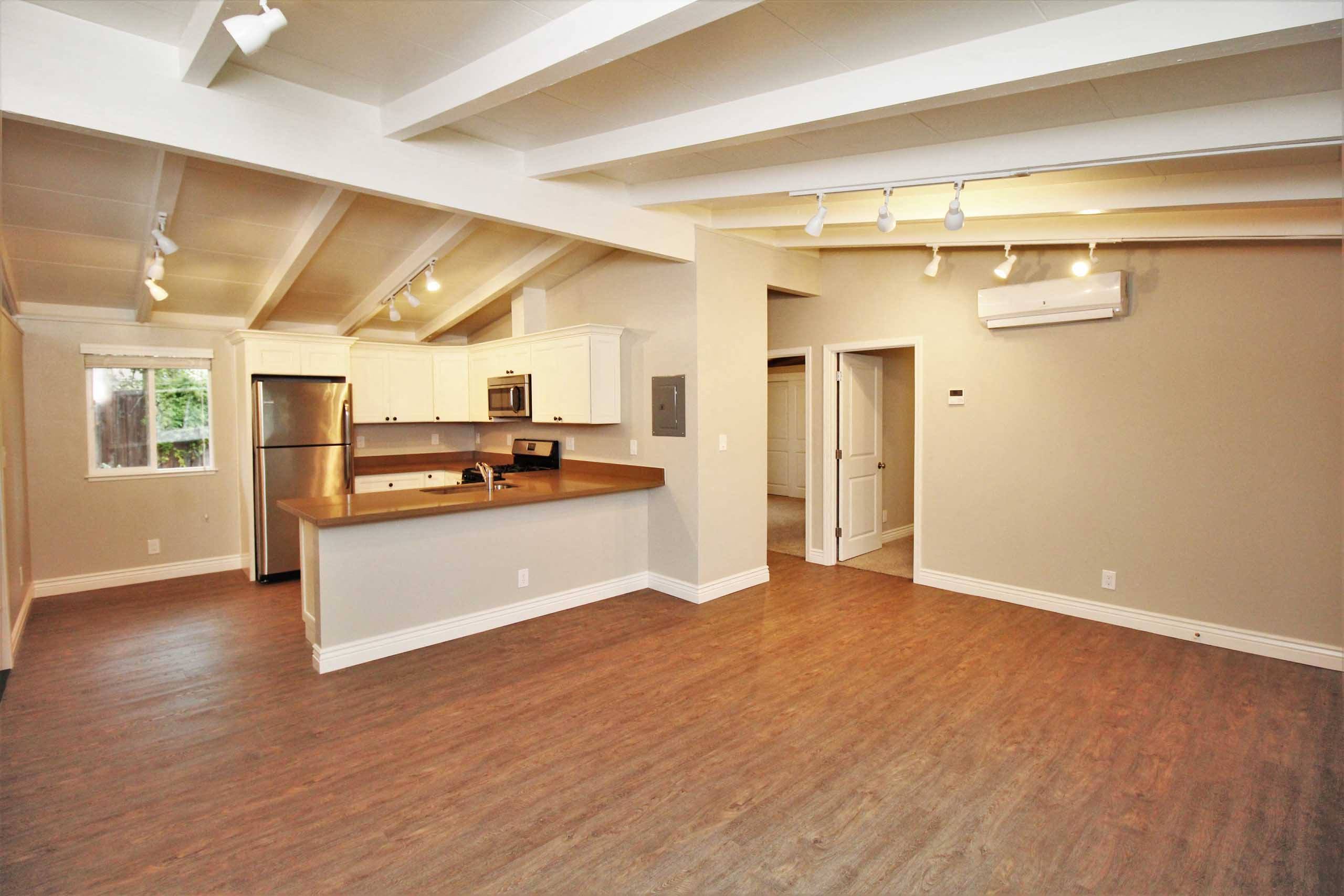 Almanor Apartments photo 4